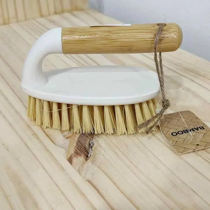 Cepillo de Mango Corto de Madera