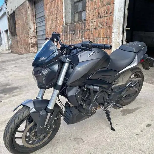 Bajaj dominar 400 ( dunlop )