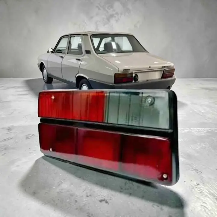 Faro trasero de Renault 12 fumé lado derecho o izquierdo del 90 al 94