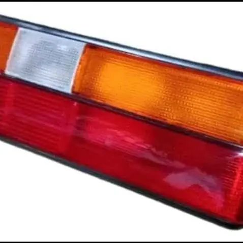 Faro trasero de VW senda tricolor modelo 1991 a 1995. ( Lado derecho o izquierdo)