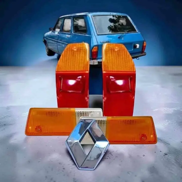 Kit de lentes delanteros y traseros más logo insignia de parrilla de Renault 12 break