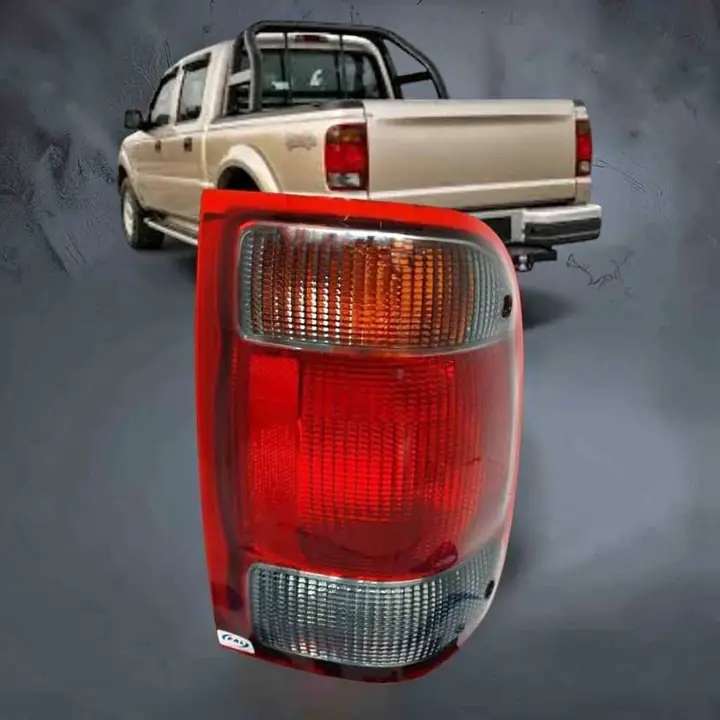 Faro trasero Fume de Ford Ranger 01 al 03 lado derecho o izquierdo