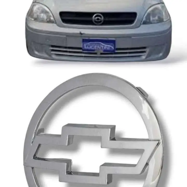 Logo insignia plateado de Chevrolet Corsa 2 ( 2003 al 2007)
