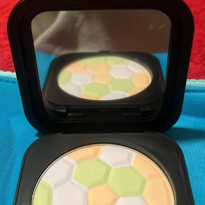 Rubor iluminador verde naranja y lila de Laura Geller nuevo