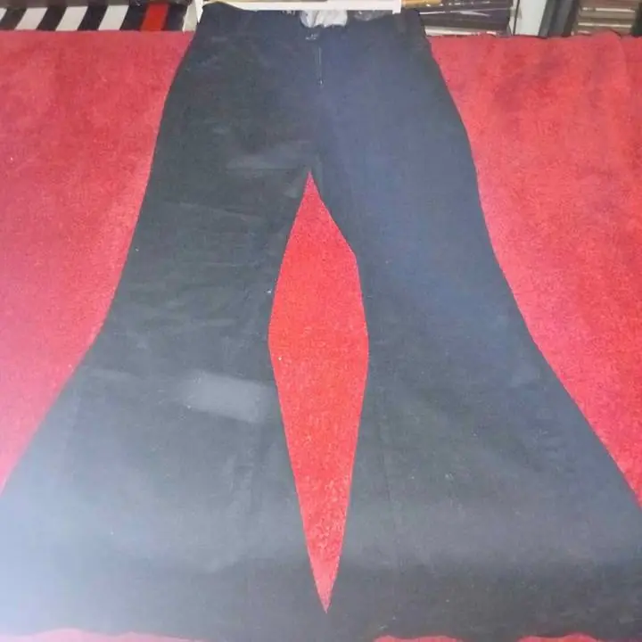 Pantalon negro oxford tiro alto licra
