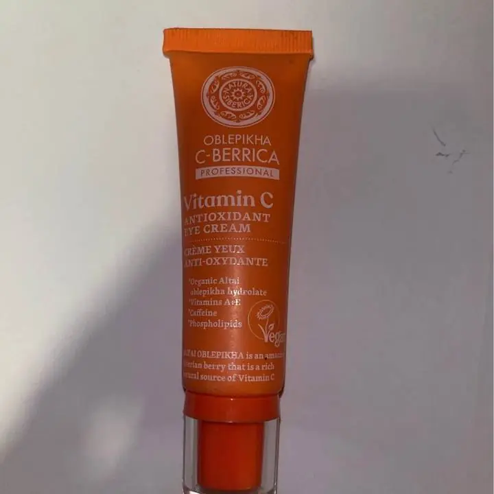 Crema contorno de ojos importada