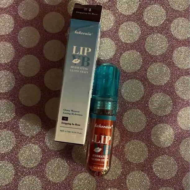 Labial gloss tinta importado nuevo Lip UV