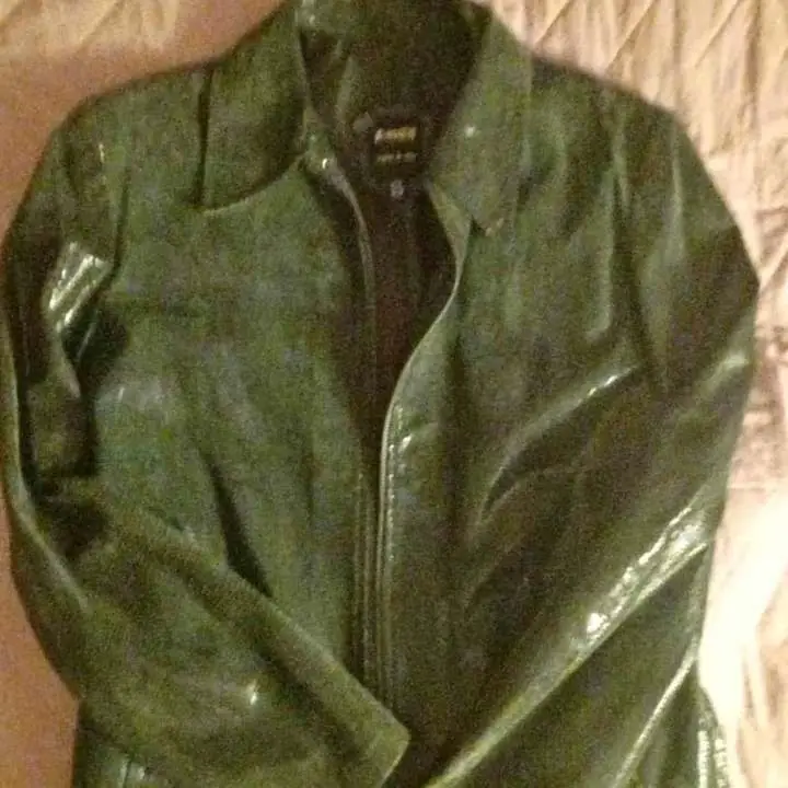 Campera de cuero nueva Talle S