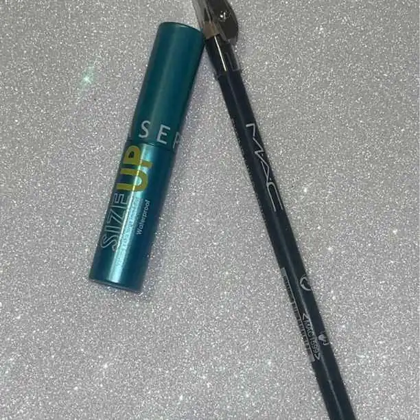 Lápiz delineador mac y máscara de pestañas Sephora nuevos