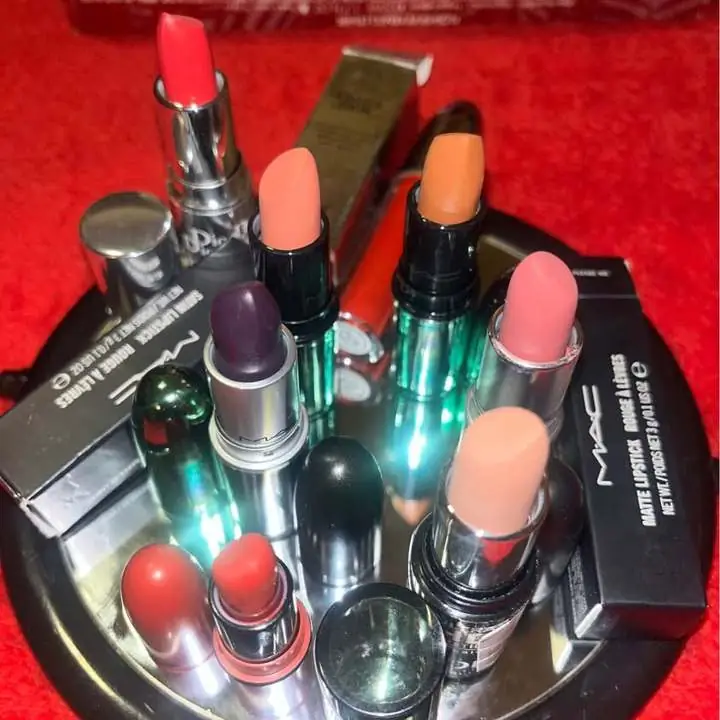 Labiales cremosos marca mac Dior Nuevos cada uno precio