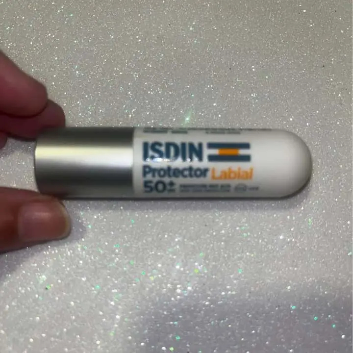 Bálsamo labial Isdin con protector 50 nuevo