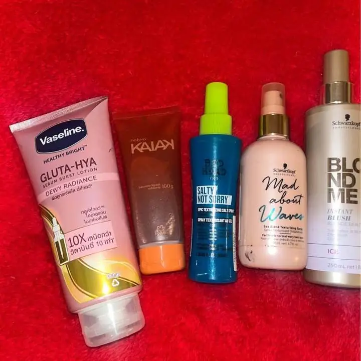 Set de perfumería por cierre de liquida , Tigi, Schwarzkopf, natura ,Vaseline ,capilatis,blonde