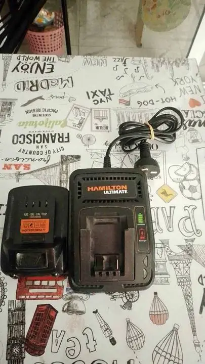 Cargador y bateria hamilton 20v