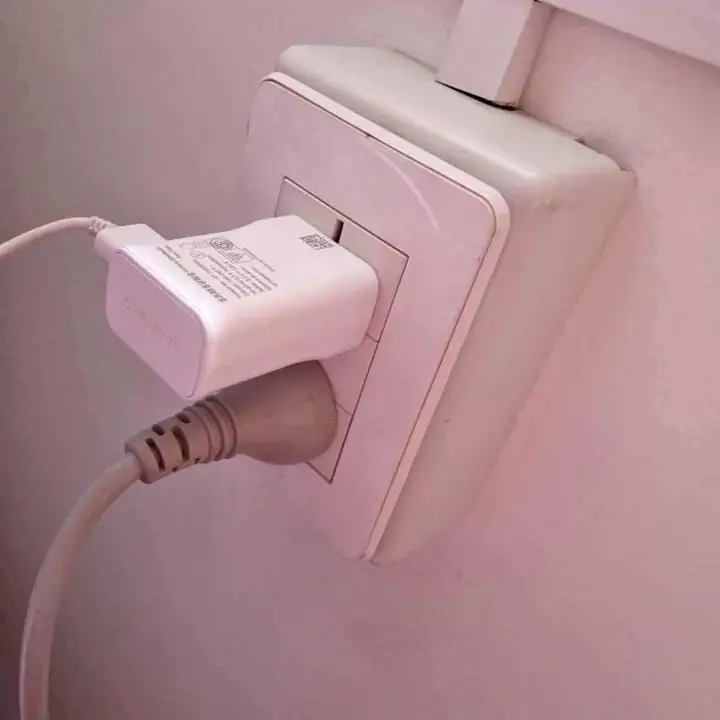Soluciones ELECTRICA
