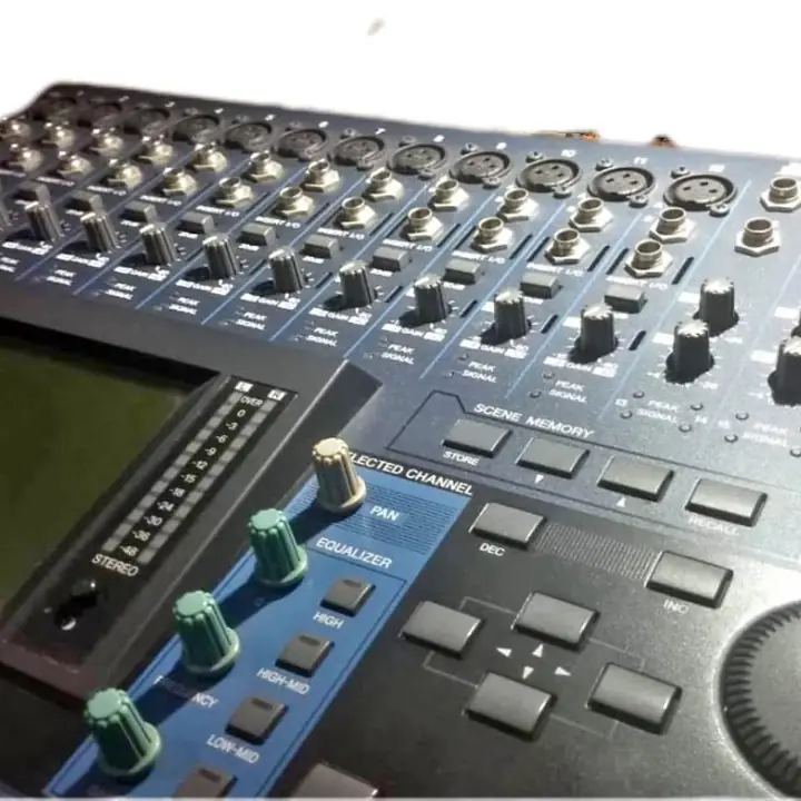 Consola yamaha 01v96 version 2