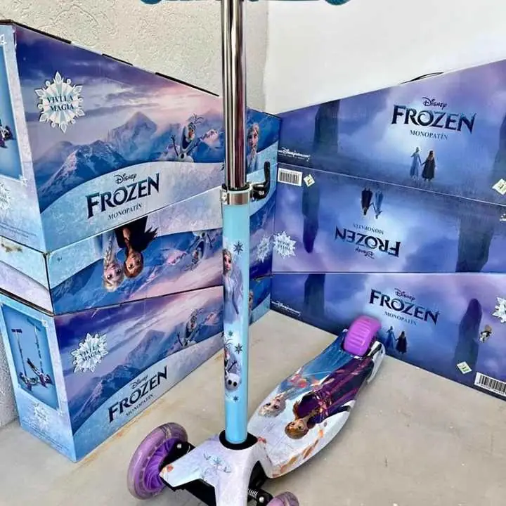 Monopatin scooter frozen reforzado con luces