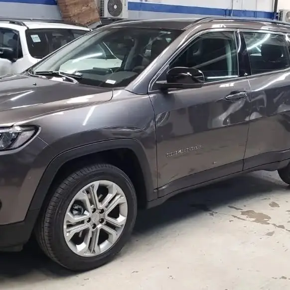 2022 Jeep adj con 30 cts pgas compass retira ya