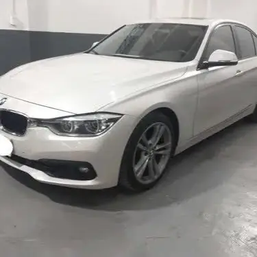 2017 BMW financio en cts fijas 320 I SPORLINE hasta en 48 cts RETIRAYA