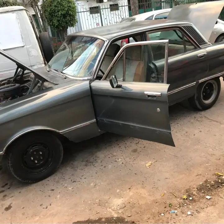 Ford Falcon - Hyundai Acennt