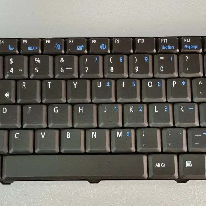 Teclado Acer Emachines D520 / D725 D720 / E520 E720 Mp-07a46dn-698