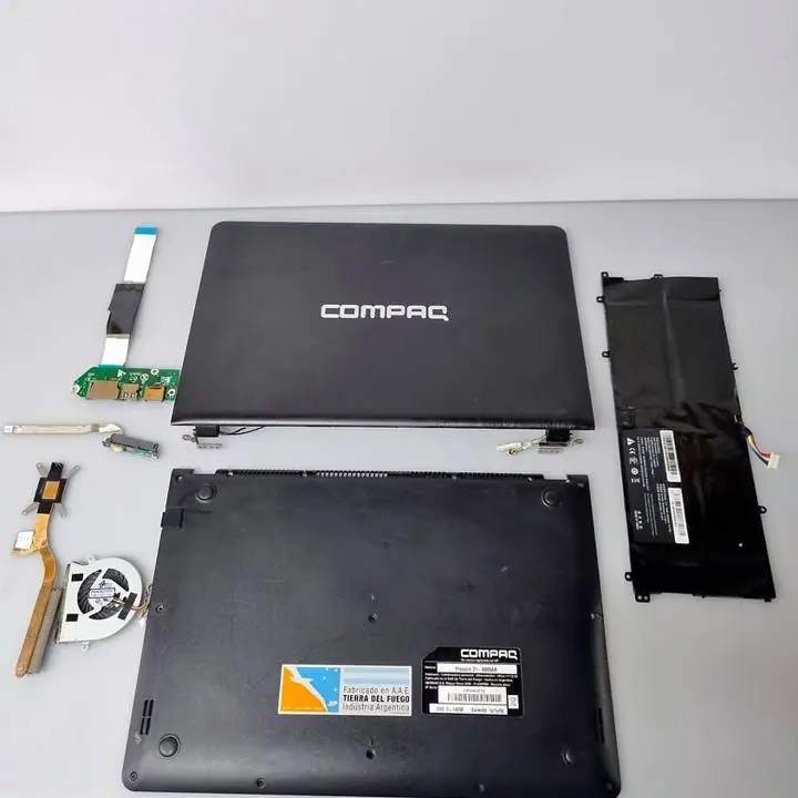 Carcasa Notebook Compaq 21n / Base Negra / Repuestos Varios
