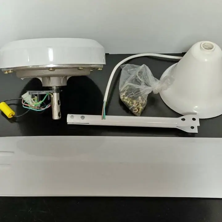 Ventilador de Techo lumer plus / Metalico 4 Pletas C/ KIT de inslalacion