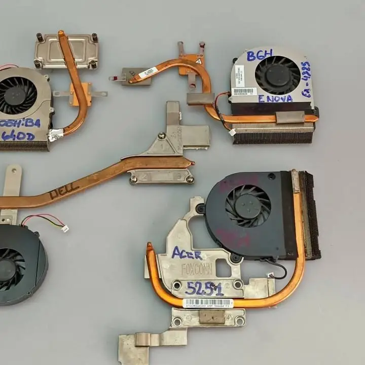 Notebook - cooler y disipadores D / repuestos varios