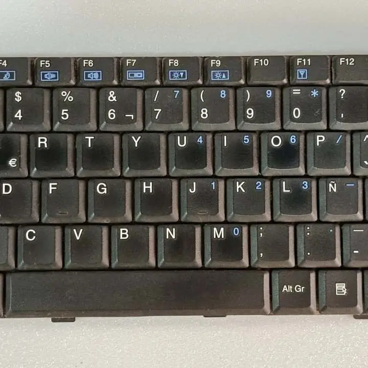 Teclado Bangho / Negro / Español / 86 Teclas / Opaco MP-03086E0-4304L