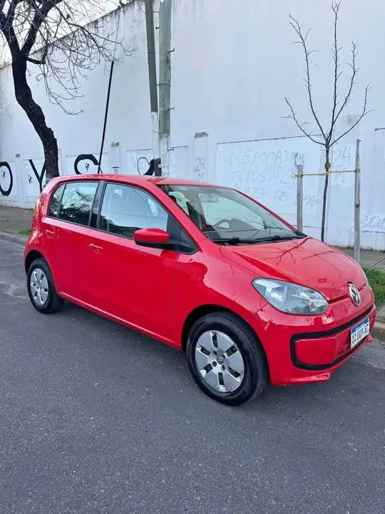 Vendo Volkswagen Up Move 2016