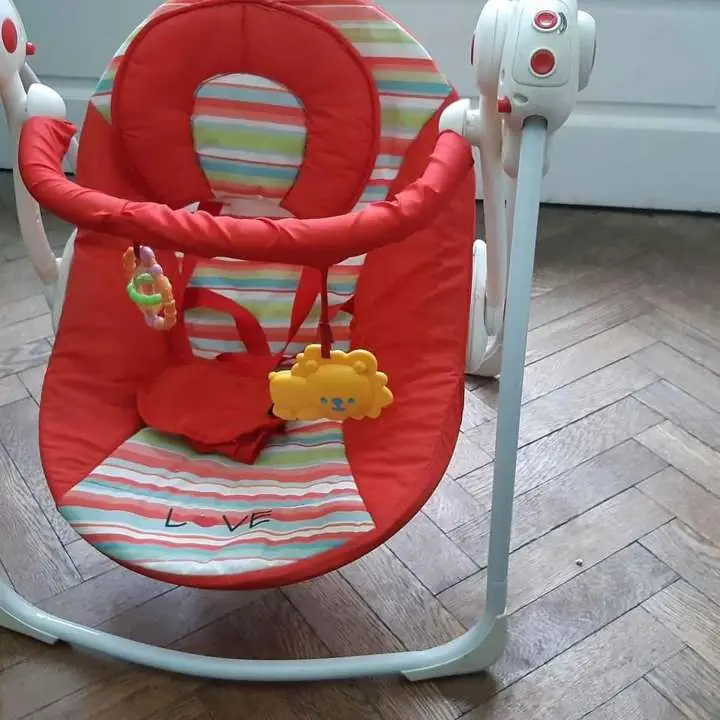 Mesedora para bebe automática