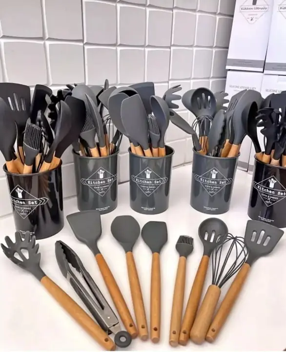 Set utensilios x 12 gris