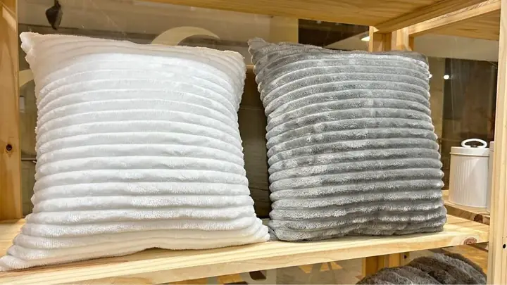 Almohadones acanalados 50x50