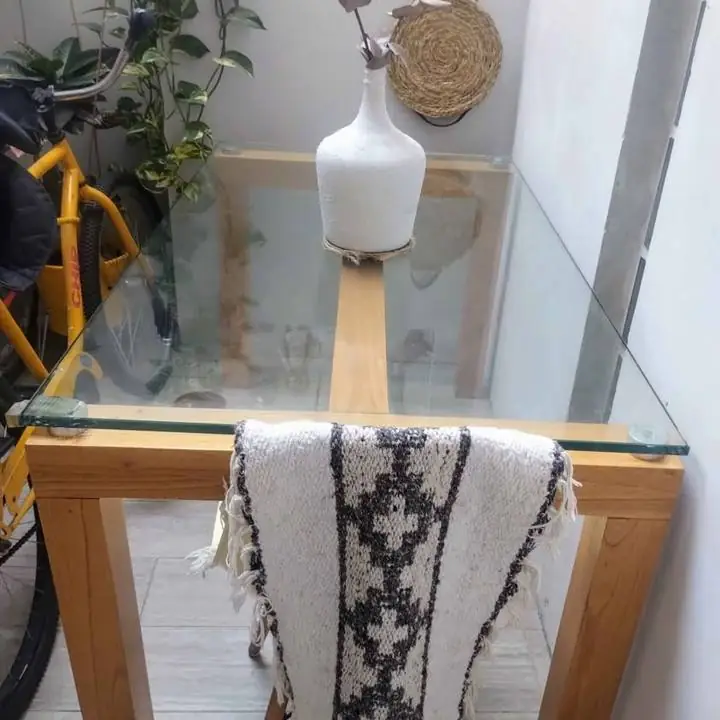 Vendo! hermosa Mesa de madera y vidrio hoy! hoy!