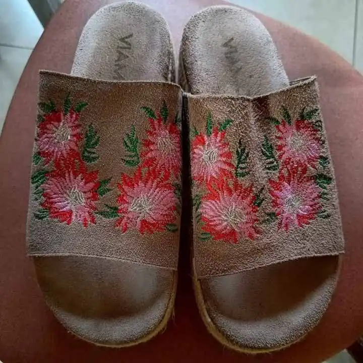 Sandalias Viamo sin uso.. talle 37/38