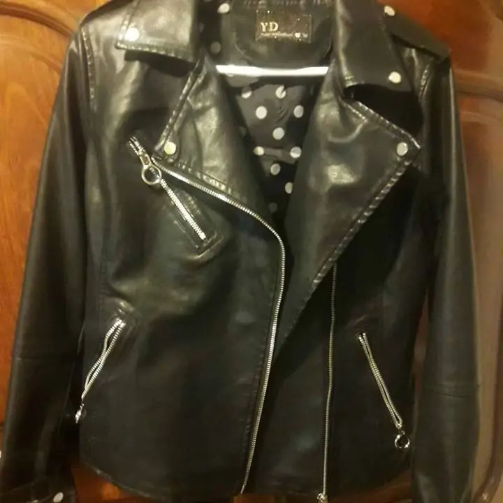 Campera eco cuero talle M