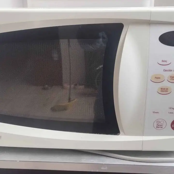 VENDO! Microondas.. funcionando! se entrega hoy!