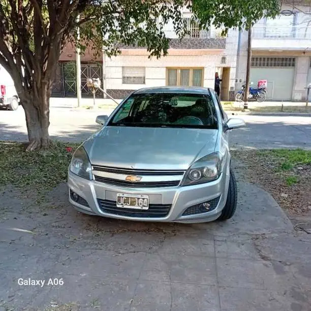 Vendo vectra 2010 at cuero ful