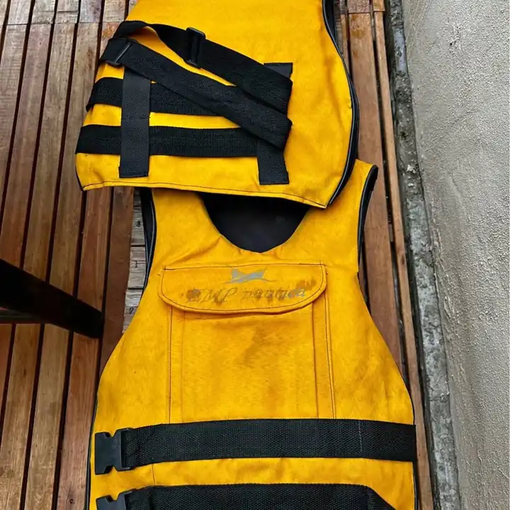 Chaleco salvavidas deportivos poco uso