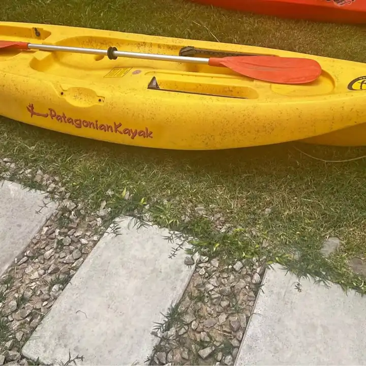 Kayak patagonian 2,60 de largo con remo