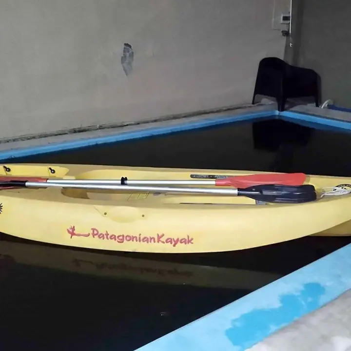 Kayak patagoniankayak con remo liquido
