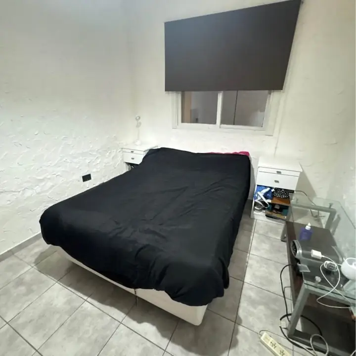 2 Ambientes con patio 450.000$ en CASTRO 1100/ acepta mascotas- Lavarropas oportunidad ya