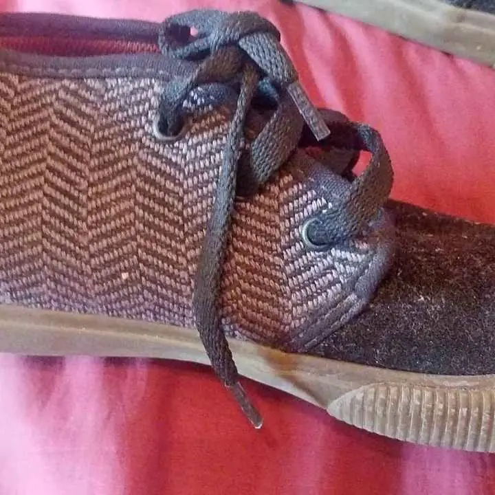 Zapatos kikers de niños casi sin uso talle 32 arg casi sin uso