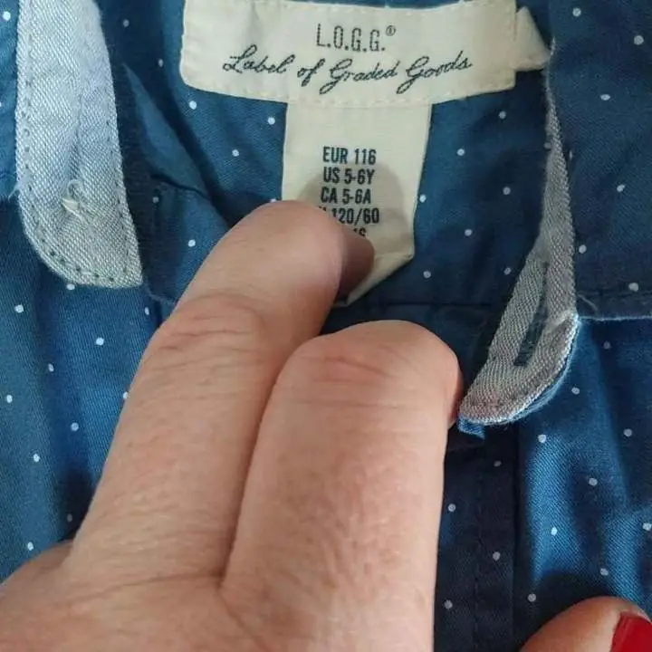 Camisa nueva de 5 a 6 años