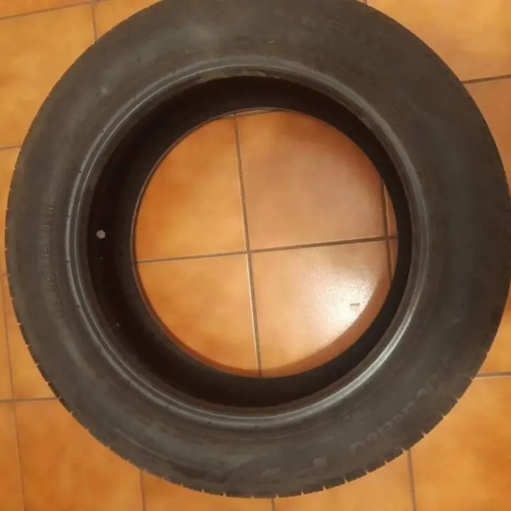 Neumático pirelli.195 55 R15 85h. Ford fiesta xinectis