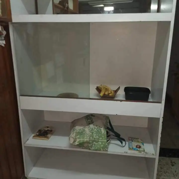 Panera de madera y cristal. Ideal negocio