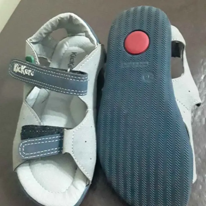 Sandalia kikers