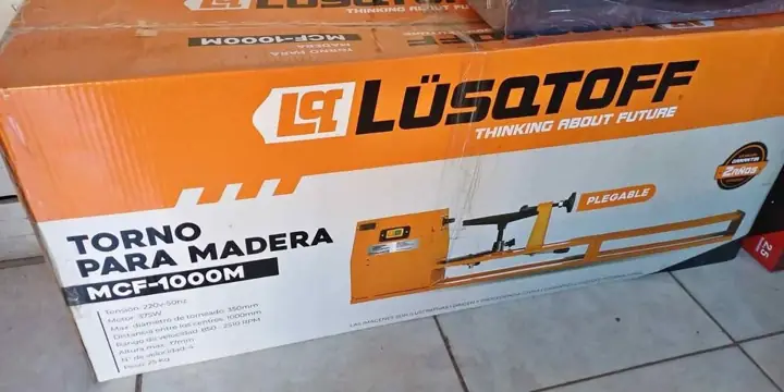 Torno para madera pegable lusqtoff 375w