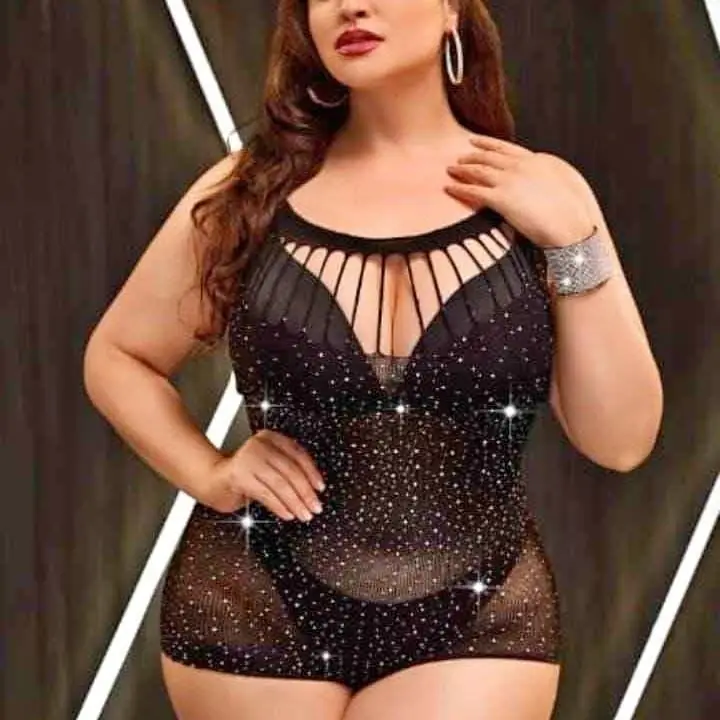 Entero strass plus size