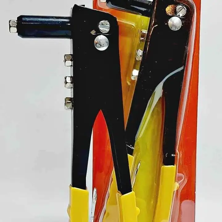 Remachadora