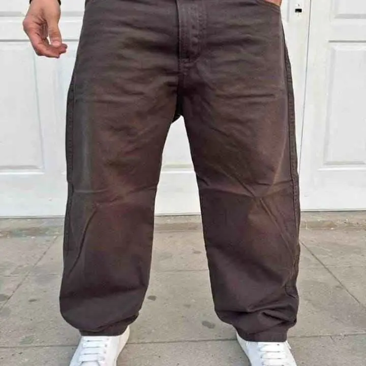 Jean baggy chocolate rígido